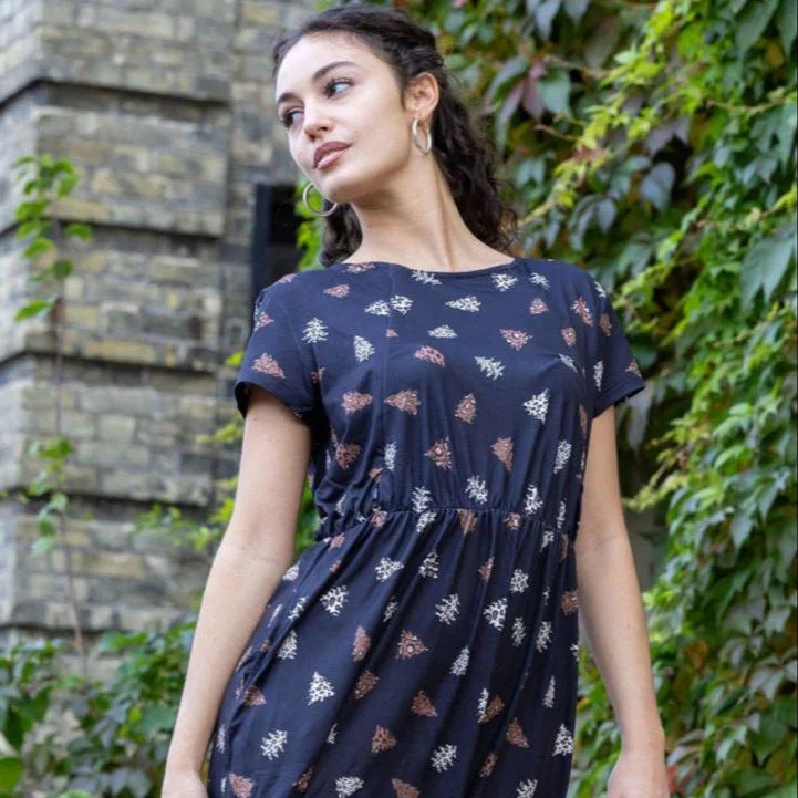 The Knee Length Breastfeeding Dress - Brown Leopard Tree