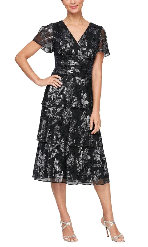 SLNY 9155206 - Short Sleeve Tiered Evening Dress
