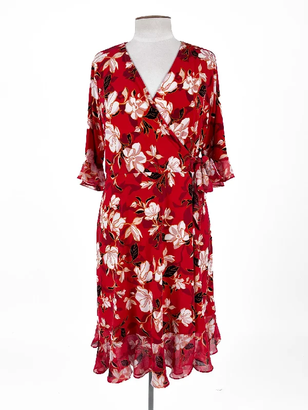 Jacqui.E | Red Casual/Workwear Dress | Size M