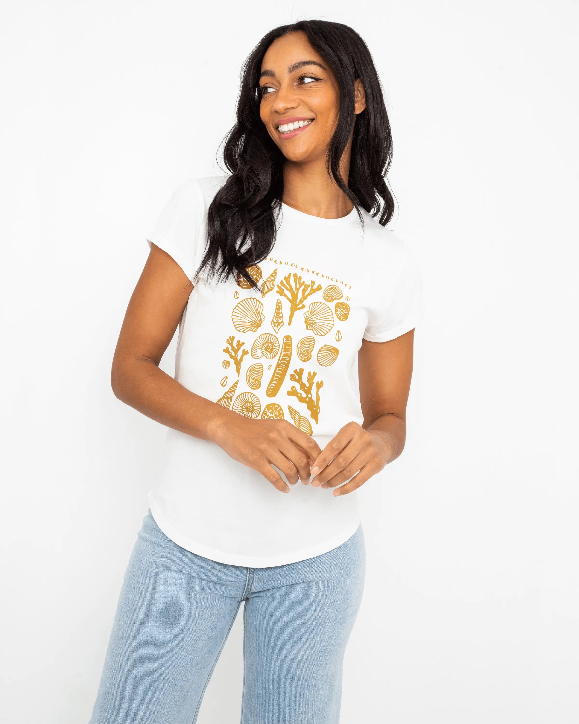 Shells T-Shirt in Stone Wash White Chenille Brocade Lace