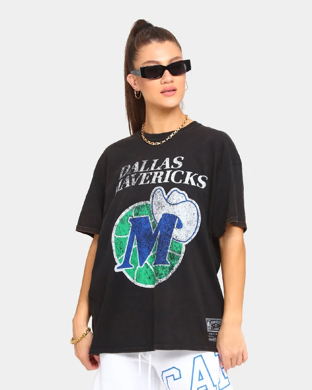 Mitchell & Ness Dallas Mavericks Oversized Logo Short Sleeve T-Shirt Vintage Black Chenille Blend Fleece Blend Nylon Blend