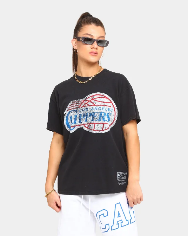 Mitchell & Ness Los Angeles Clippers Oversized Logo Short Sleeve T-Shirt Vintage Black Embroidered Appliqued Beaded Mitchell & Ness Los Angeles Clippers Oversized Logo Short Sleeve T-Shirt Vintage Black Embroidered Appliqued Beaded