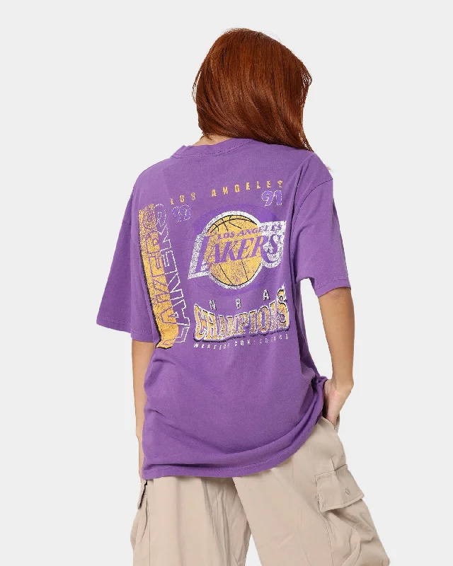 Mitchell & Ness Los Angeles Lakers Vintage Finals T-Shirt Faded Purple Collared Crew Neck Turtle Neck Mitchell & Ness Los Angeles Lakers Vintage Finals T-Shirt Faded Purple Collared Crew Neck Turtle Neck