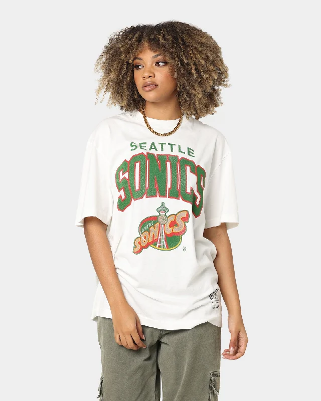 Mitchell & Ness Seattle Supersonics XL Arch Vintage T-Shirt Vintage White Collared T-Shirt Boat Neck A-Line