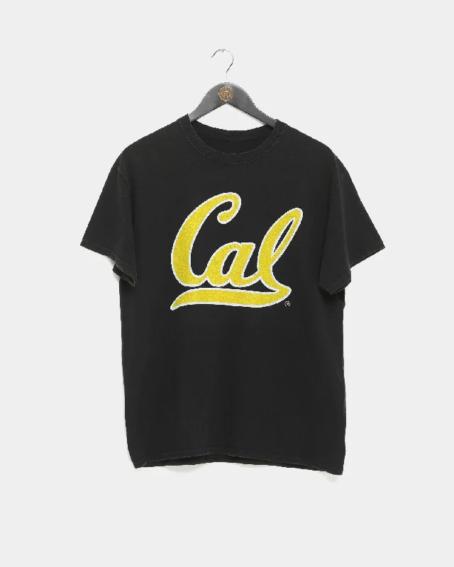 NATIONAL COLLEGIATE ATHLETIC ASSC California Golden Bears Vintage Team Logo T-Shirt Black Wool Fabric Cashmere Fabric Tweed Fabric NATIONAL COLLEGIATE ATHLETIC ASSC California Golden Bears Vintage Team Logo T-Shirt Black Wool Fabric Cashmere Fabric Tweed Fabric