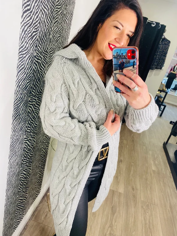 Chunky Cable Knitted Oversized Hooded Cardigan - Various Colours Toggled Drawstring Belted Chunky Cable Knitted Oversized Hooded Cardigan - Various Colours Toggled Drawstring Belted