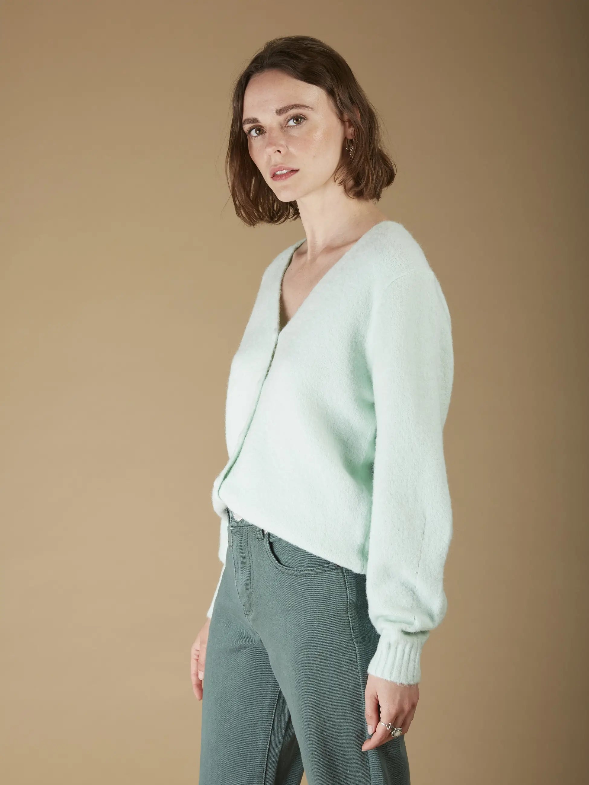 The Philou Cardigan - Mint Tailored Straight A-Line