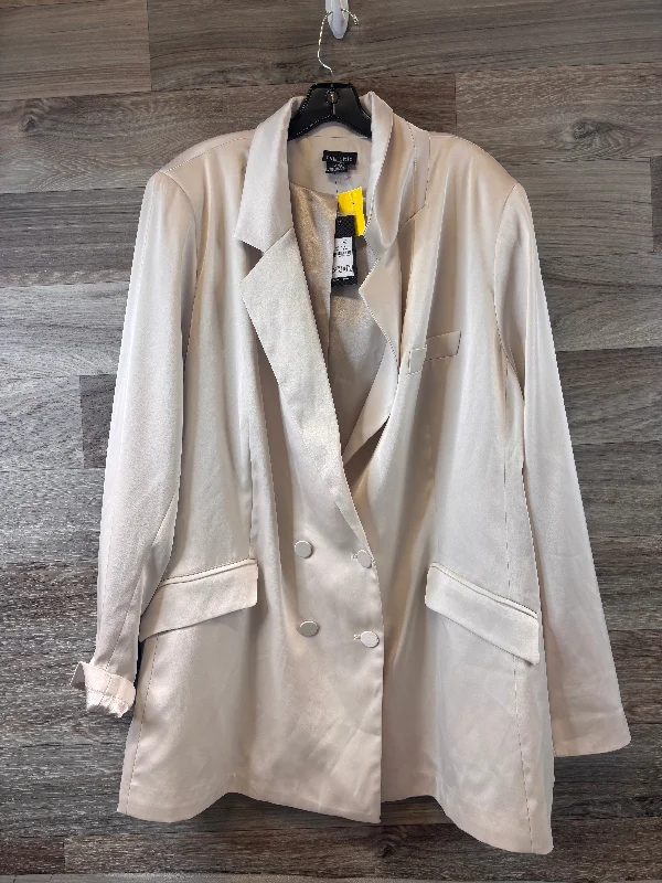 Blazer By City Chic In Ivory, Size: Xxl Women's Plaid Suit